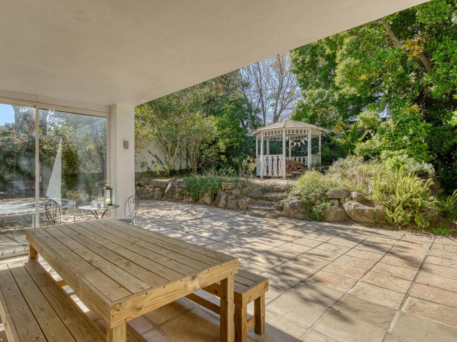 Explorer Guesthouse Somerset West Εξωτερικό φωτογραφία