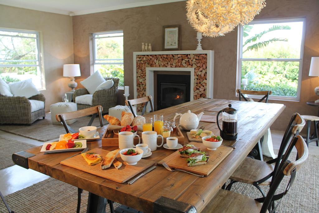 Explorer Guesthouse Somerset West Εξωτερικό φωτογραφία